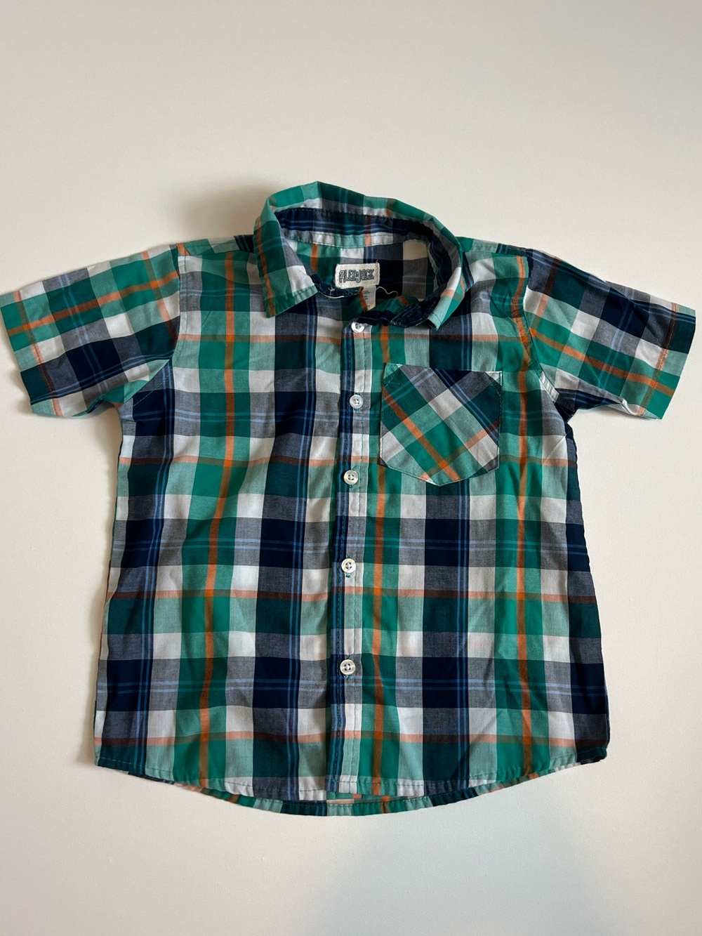 Boys Short-Sleeve Plaid Button-Down Shirt Size 6